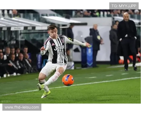 尤文图斯3-0完胜那不勒斯，积分榜紧追前列